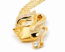 Collana ciondolo Carrera y