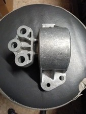 SUPPORTO MOTORE LATO