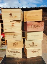 9 empty wooden crates of 6