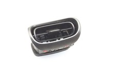 Toyota Yaris XP210 Vent