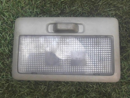 Luce cortesia suzuki swift - di,