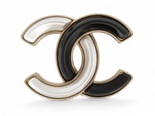 NUOVA SPILLA CON LOGO CHANEL