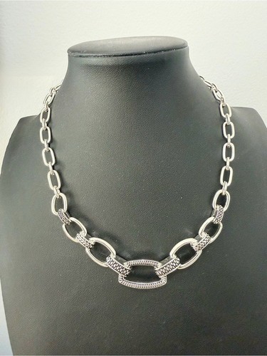 Collana maglie testurizzate