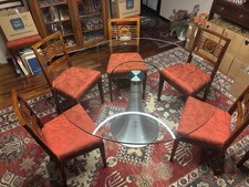 Elegante tavolo tondo in
