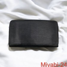 Louis Vuitton Zippy Organizer