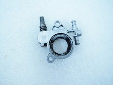 Pompa Olio Catena Motosega HUSQVARNA T425 - 25 cc Potatura