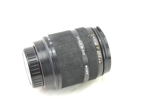 Sony 200 6 3 dt - f3.5-6.3,