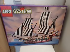 LEGO 6286 Skull's Eye set