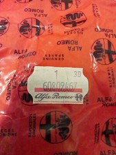 BOTTONE SU TAPPETO ABITACOLO