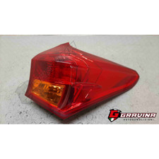 Fanale posteriore esterno lato