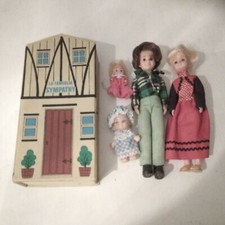 Giocattolo vintage Famiglia Sympathy con casetta contenitore rarissima + omaggio