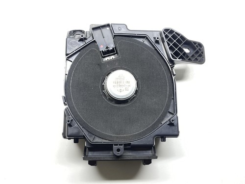 Subwoofer sotto sedile - sotto,