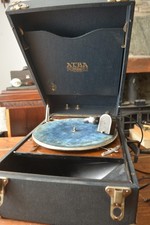 Gramophone portable by ALBA