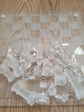 scacchiera in vetro lucido e satinato