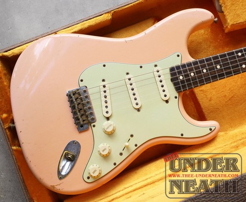 Chitarra elettrica usata