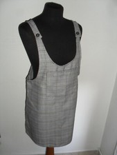 ATTUALE  E DI GRAN TENDENZA MODA VESTITO A SALOPETTE PULL&BEAR Tg  M AFFARE