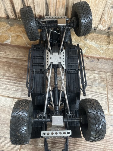 Axial scx10 iii gladiator - axial,