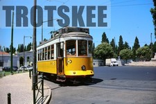 35mm Slide PORTUGAL Lisbon Lisboa Tram Strassenbahn 548 2002 Portuguese Original