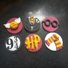 6 topper per cupcake