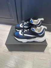 Dior B22