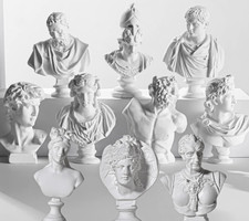 LAGOM HOUSE statua busto greco