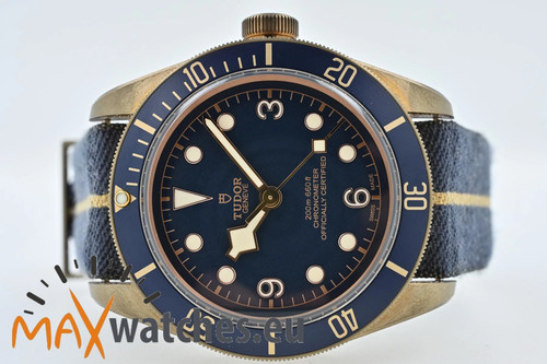 Tudor heritage black - tudor, bay