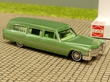 1/87 Busch Cadillac Station Wagon '66 carro funebre verde metallizzato 42921