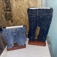 Espositore jeans blu vintage
