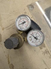 RIDUTTORE DI PRESSIONE OSSIGENO SALDATURA A 2 MANOMETRI MADE IN ITALY CANNELLO