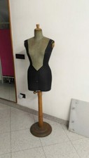 manichino in legno e tessuto