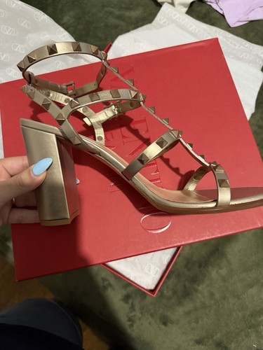 Valentino garavani rockstud - valentino,