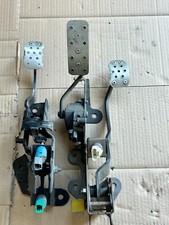 Pedagliera + frizione Renault Megane II serie Cabrio-Coupè