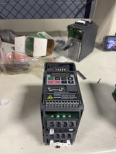 Siemens MicroMaster 6SE9211-1DA40 MM37/3 Unità AC NON FILTRATA 3PH 400-500V USATO