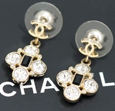 CHANEL CC Logos Black