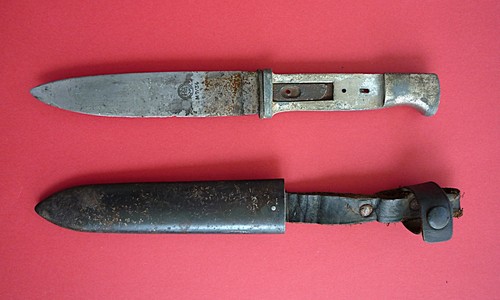 Vecchio coltello corsa - vecchio,