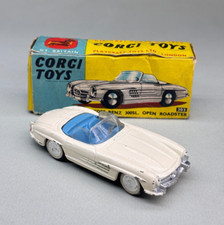 CORGI TOYS 303 MODELLINO AUTO VINTAGE MERCEDES BENZ 300SL 1/43 SCATOLA ORIGINALE