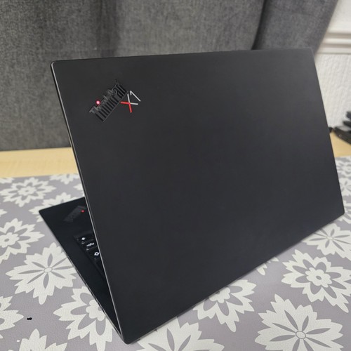 Lenovo thinkpad carbon g8 - x1,