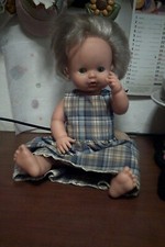 bambola famosa made in spain cm 40 con lieve difetto  leggi...