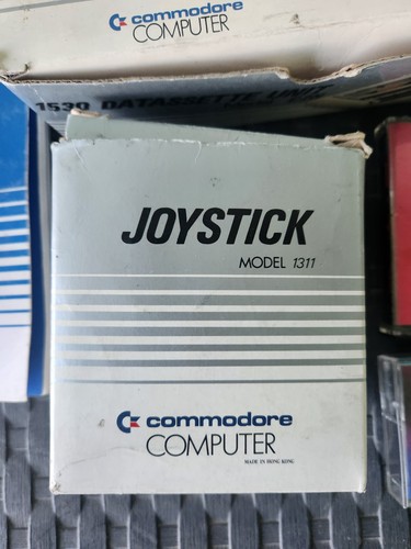 Joystick commodore model - joystick, 1311