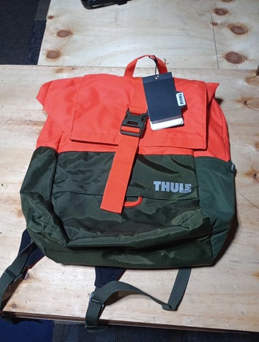Nwt thule backpack - thule,