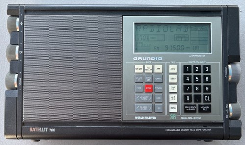 Grundig satellit 700 world - grundig,