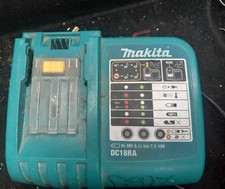 MAKITA DC18RA 230V Li-ION &