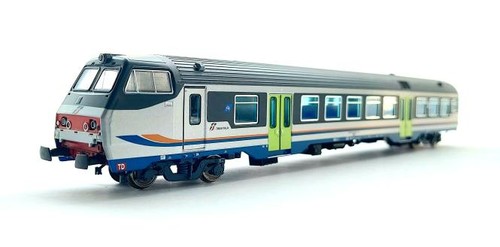 Treno carrozza pilota - treno,