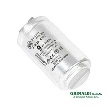 CONDENSATORE 9µF 425-475V