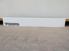 MASCHERINA ANTERIORE PER VOLVO FL6 Serie (85>00)