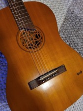 Vecchia chitarra Guitar Hopf