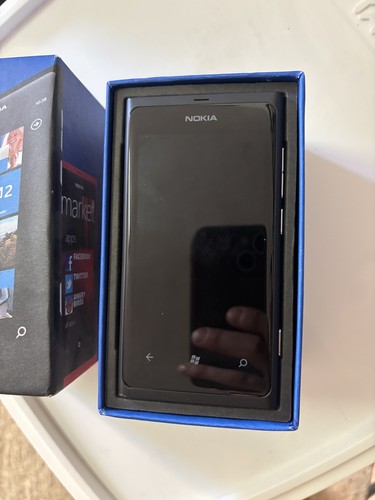 Nokia lumia 800 nuovo - nokia,