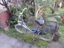 Bicicletta Graziella da donna.