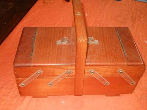 Cestino portacucito legno - in,