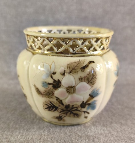 Beau vase ajouree ceramique - ajouree, en